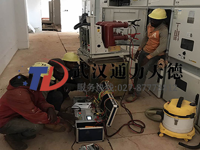 尼爾尼亞高壓開關機械特性測試儀試驗現場