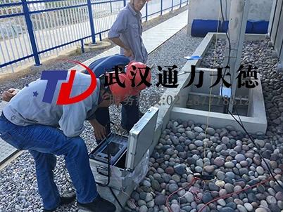貴州貴陽中環保電站變壓器繞組變形測（cè）試現場
