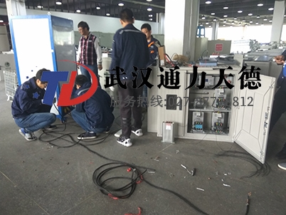 遼寧省（shěng）電（diàn）力（lì）公司三倍頻感應耐壓試驗現（xiàn）場（chǎng）