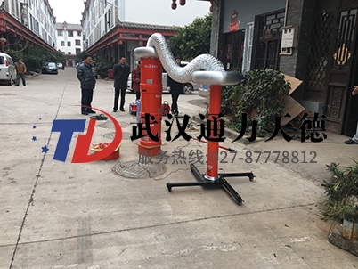 雲南（nán）楚（chǔ）雄電力公司變頻串聯諧振耐壓培訓